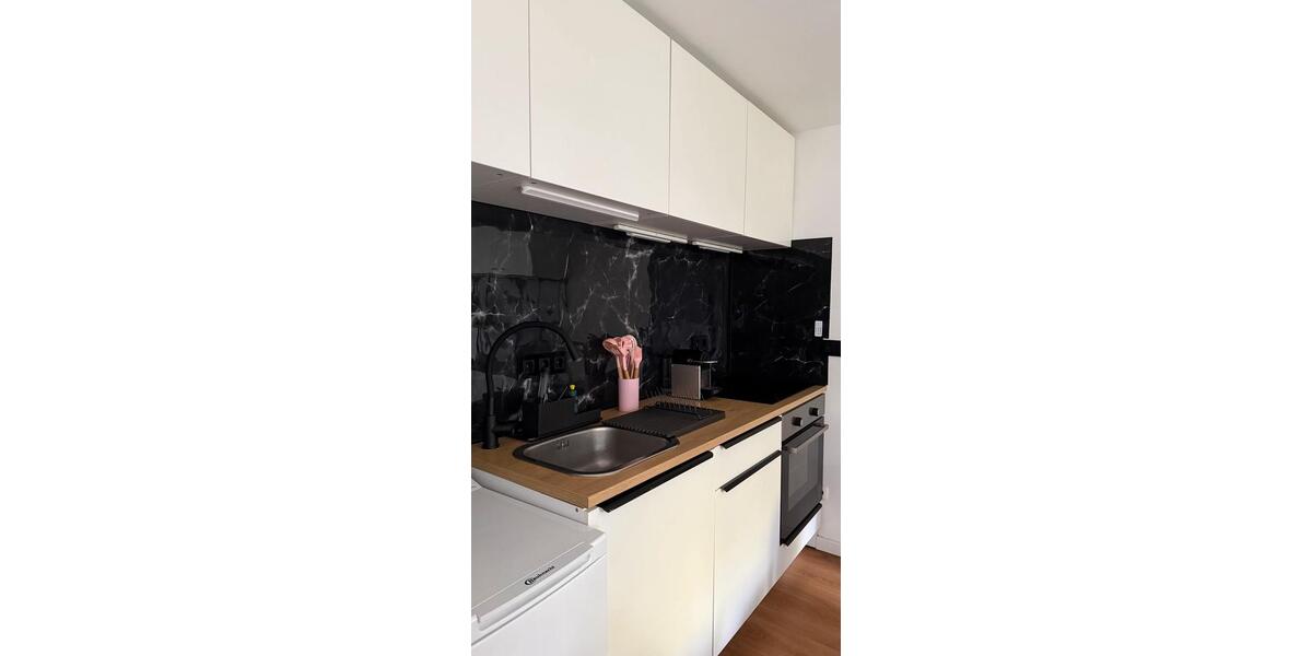 Etagenwohnung Köln Lindenthal - 2 Zimmer, 45 m&sup2;, 1.390&euro; | Angebot:26042246