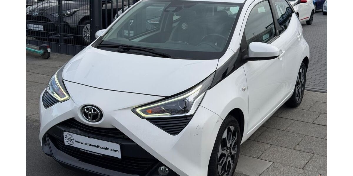 Toyota Aygo (X) 110.935 km 7.190 &euro; Köln 51065