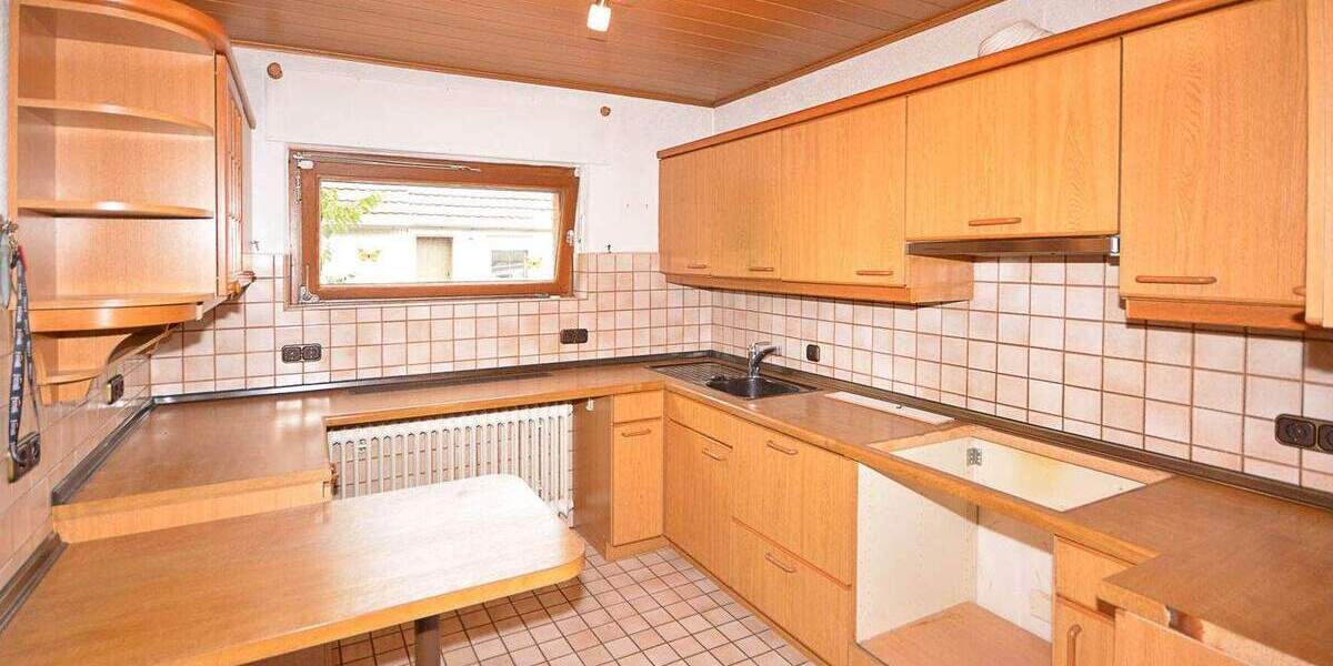 Doppelhaushälfte Zülpich Geich - 8 Zimmer, 183 m&sup2;, 275.000&euro; | Angebot:25709839