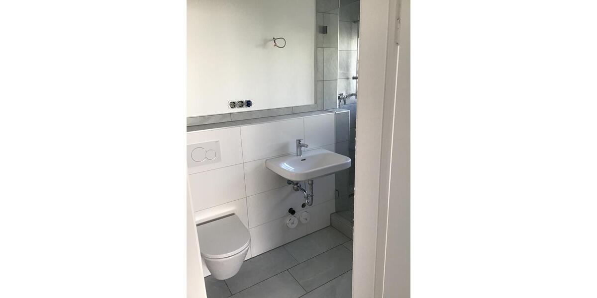 Etagenwohnung Köln Kalk - 4 Zimmer, 105 m&sup2;, 1.520&euro; | Angebot:26040989