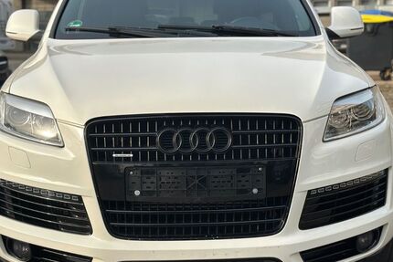 Audi Q7 299.000 km 10.500 &euro; Brühl (Nähe Köln) 50321