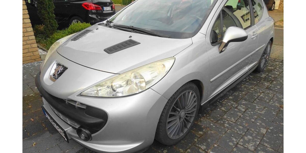 Peugeot 207 173.600 km 2.000 &euro; Euskirchen 53879