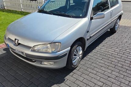 Peugeot 106 126.700 km 1.000 &euro; Bonn 53125