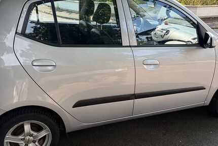 Hyundai i10 114.350 km 3.500 &euro; Bonn 53115