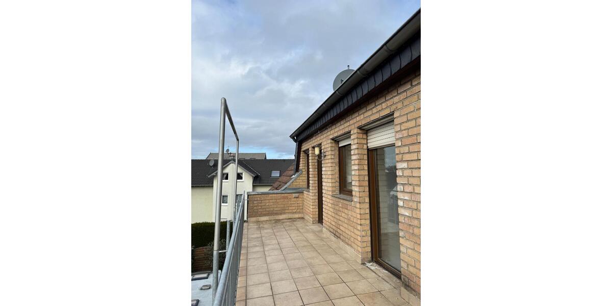 Maisonettenwohnung Niederkassel - 3 Zimmer, 83 m&sup2;, 1.050&euro; | Angebot:26001795