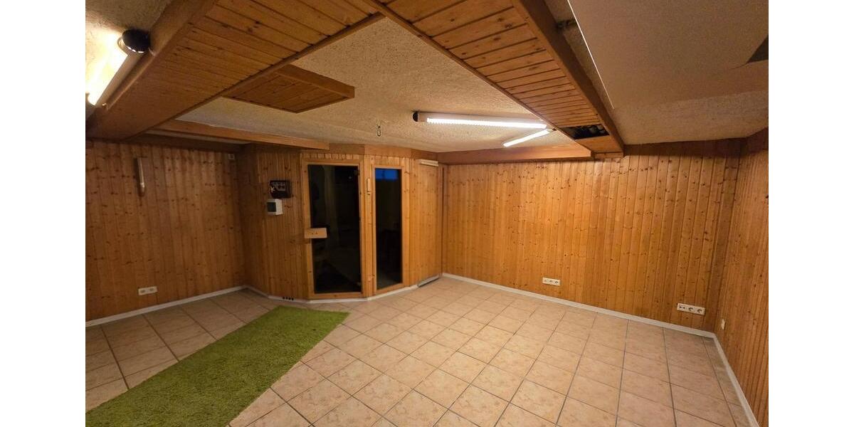 Maisonettenwohnung Bonn Hardtberg - 5 Zimmer, 180 m&sup2;, 1.900&euro; | Angebot:25974847