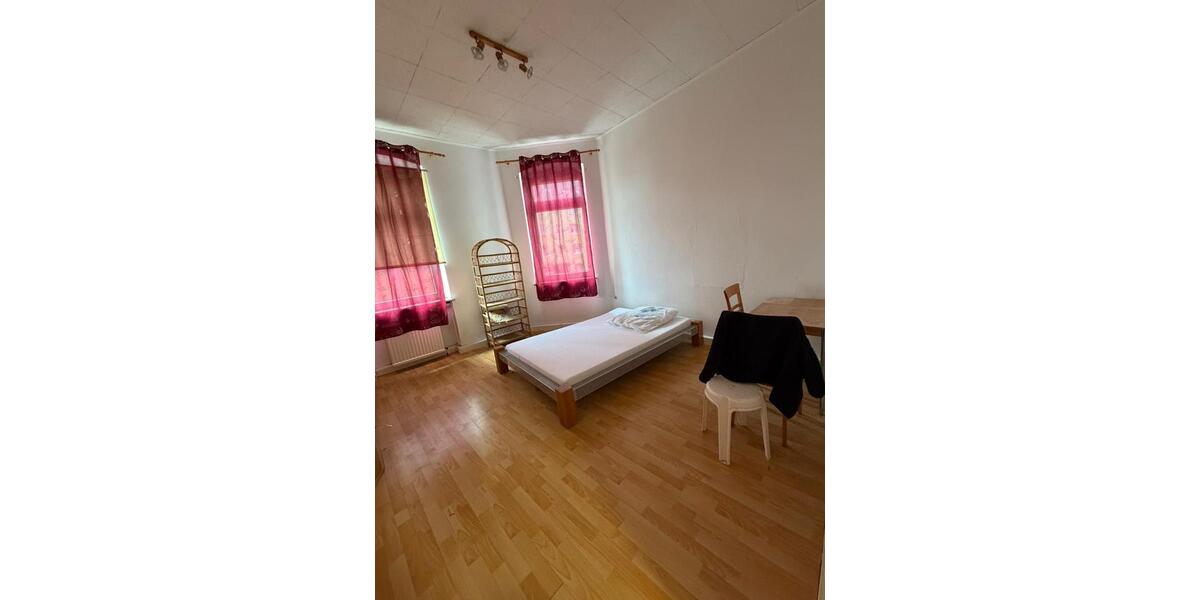 Etagenwohnung Köln Kalk - 3 Zimmer, 78 m&sup2;, 592&euro; | Angebot:26048104