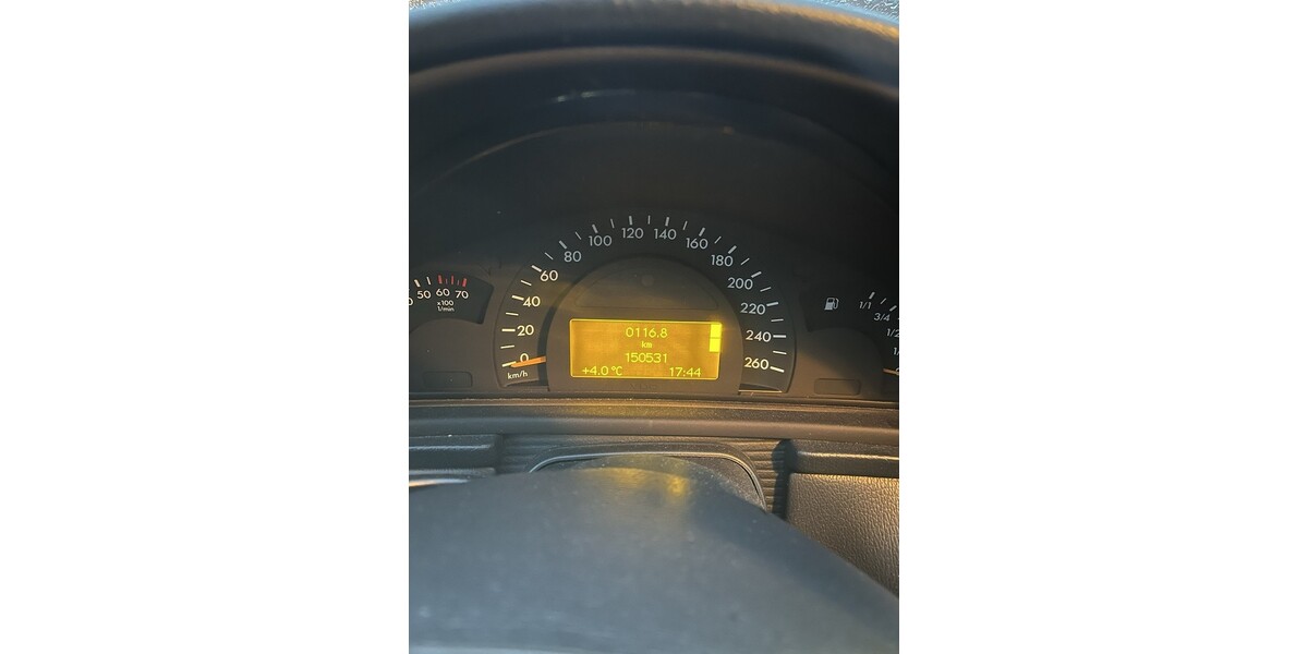 Mercedes-Benz C-Klasse 155.581 km 2.999 &euro; Leverkusen 51373