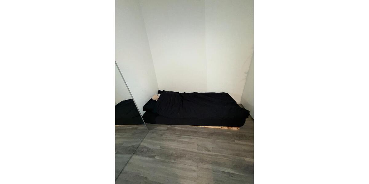 Erdgeschoßwohnung Köln Rodenkirchen - 1 Zimmer, 37 m&sup2;, 800&euro; | Angebot:25987304