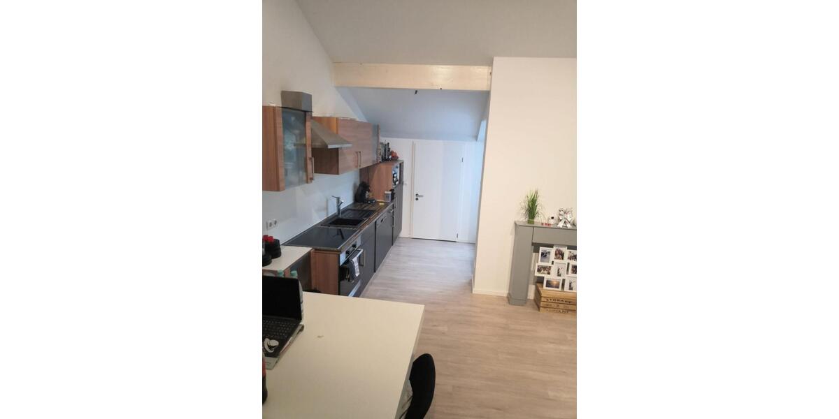 Dachgeschoßwohnung Erftstadt - 2 Zimmer, 63 m&sup2;, 770&euro; | Angebot:26382953