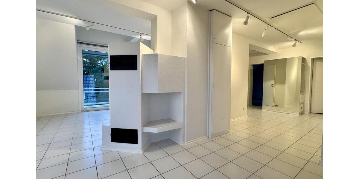 Dachgeschoßwohnung Köln Kalk - 3 Zimmer, 90 m&sup2;, 1.200&euro; | Angebot:25310069