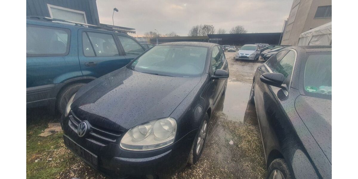 VW Golf 224.000 km 590 &euro; Bonn 53227