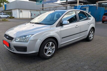 Ford Focus 80.000 km 3.200 &euro; Köln 51107