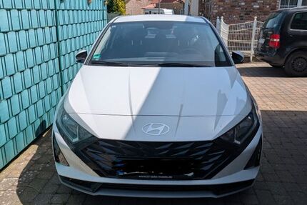 Hyundai i20 26.000 km 15.490 &euro; Nörvenich 52388