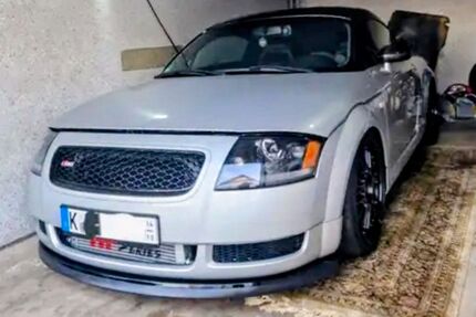 Audi TT 225.000 km 8.500 &euro; Köln 50859