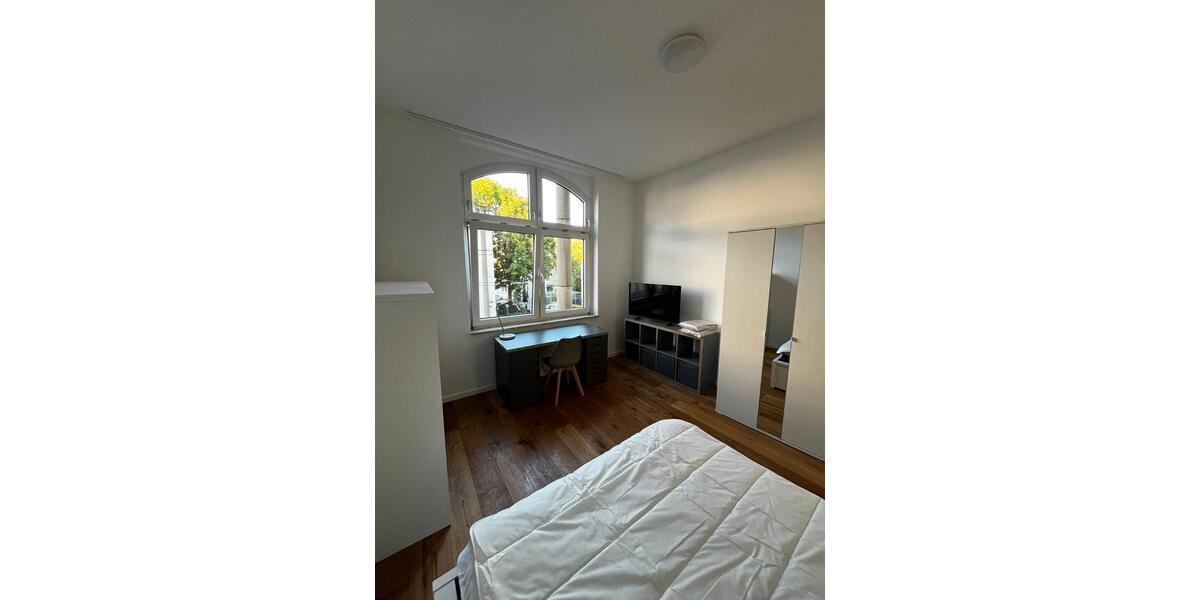 Etagenwohnung Köln Ehrenfeld - 1 Zimmer, 14 m&sup2;, 605&euro; | Angebot:26680357