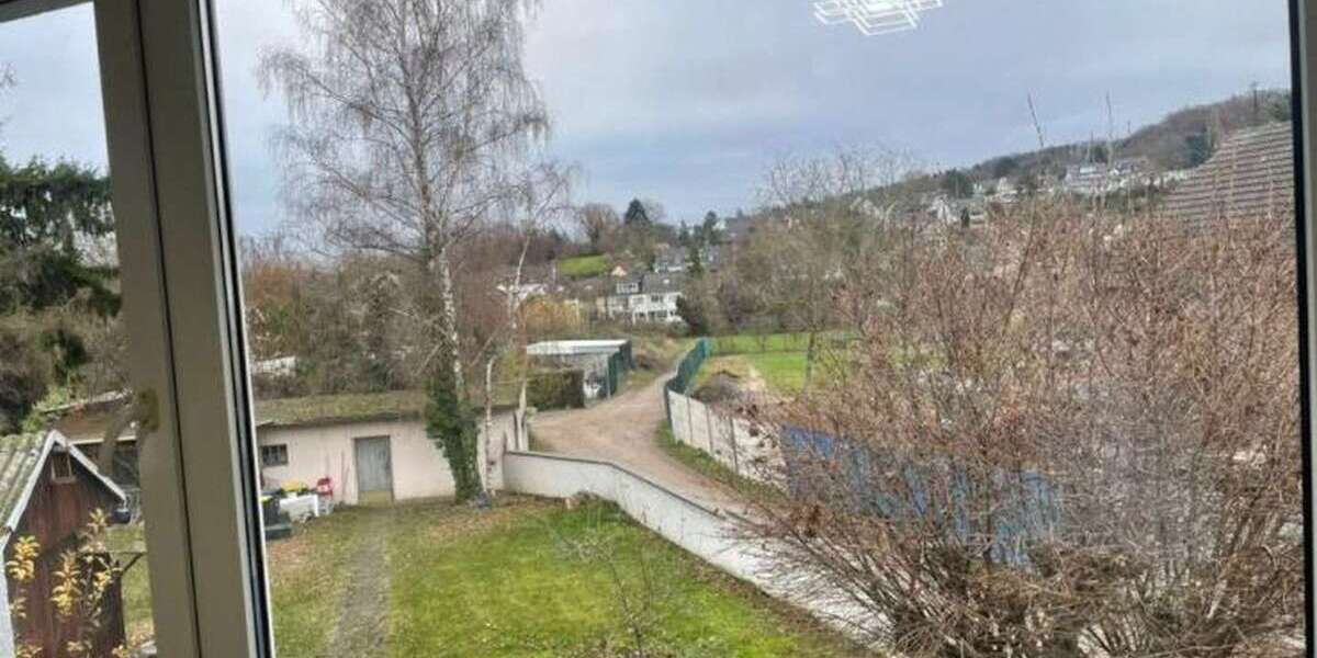 Etagenwohnung Bonn Hardtberg - 4 Zimmer, 100 m&sup2;, 950&euro; | Angebot:25941481