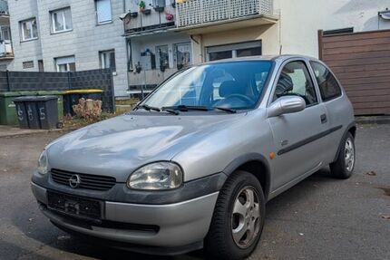 Opel Corsa 98.667 km 1.600 &euro; Troisdorf 53840