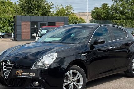 Alfa Romeo Giulietta 65.558 km 10.699 &euro; Düren 52349
