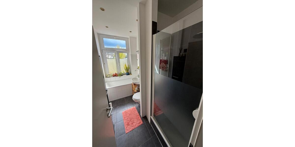 Etagenwohnung Köln Kalk - 3 Zimmer, 58 m&sup2;, 205.000&euro; | Angebot:27006887