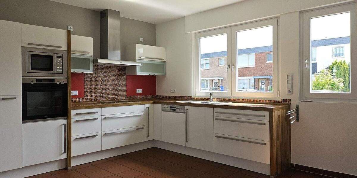 Einfamilienhaus Köln Lindweiler - 4 Zimmer, 190 m&sup2;, 420.000&euro; | Angebot:25665179