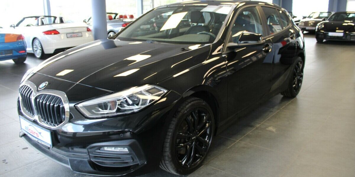 BMW 118 118i Aut.Advantage - Navi - LED -SHZ - PDC - 75.800 km 18.780 &euro; Euskirchen 53881