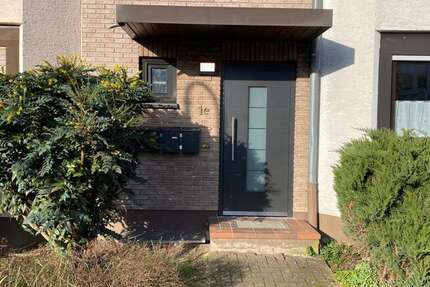 Wohnung Köln / Poll Poll - 1 Zimmer, 28 m&sup2;, 700&euro; | Angebot:26093117