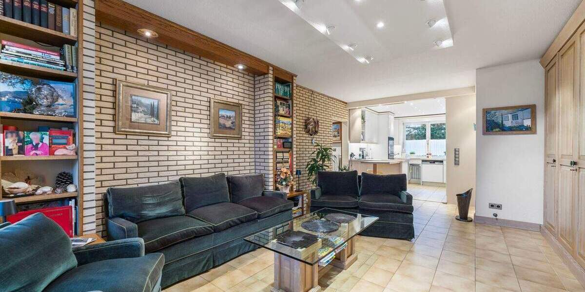 Etagenwohnung Erftstadt Liblar - 3 Zimmer, 80 m&sup2;, 235.000&euro; | Angebot:25685039