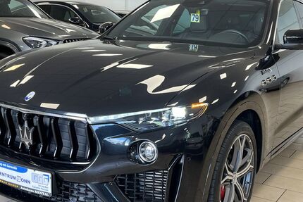 Maserati Levante 13.491 km 66.900 &euro; Bonn 53227