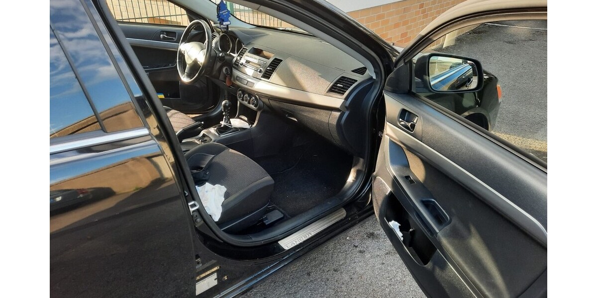 Mitsubishi Lancer Sportback 190.000 km 4.500 &euro; Rösrath 51503