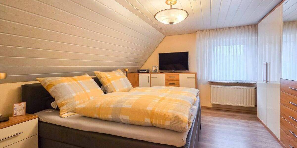 Mehrfamilienhaus, Wohnhaus Troisdorf Bergheim - 8 Zimmer, 204 m&sup2;, 449.000&euro; | Angebot:26816624