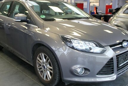 Ford Focus Turnier 1.0 EcoBoost Titanium 74.579 km 6.980 &euro; Euskirchen 53881
