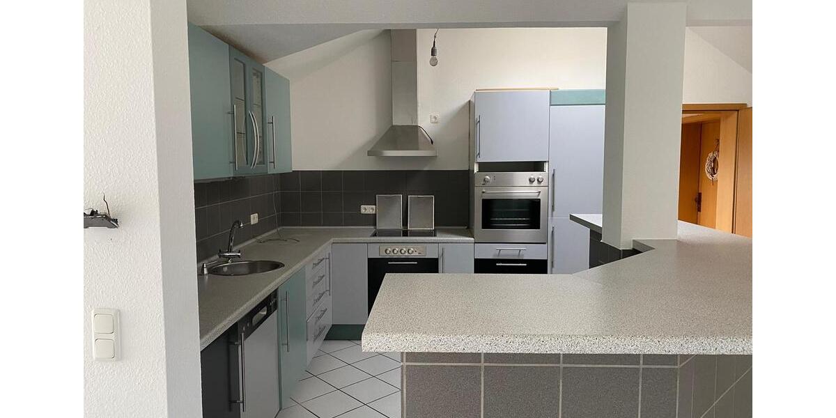 Dachgeschoßwohnung Pulheim - 3 Zimmer, 73 m&sup2;, 1.200&euro; | Angebot:24896200