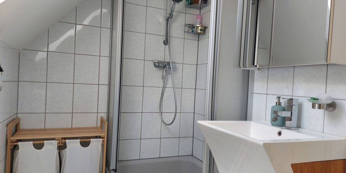 Etagenwohnung Brühl Schwadorf - 2 Zimmer, 58 m&sup2;, 199.000&euro; | Angebot:25686070