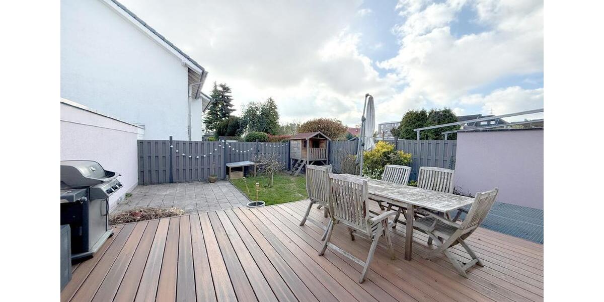 Einfamilienhaus Frechen - 5 Zimmer, 154 m&sup2;, 2.495&euro; | Angebot:26060513