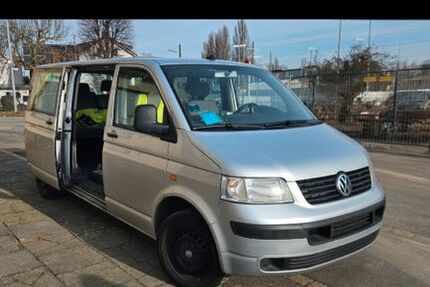 VW T5 Shuttle 210.000 km 7.900 &euro; Troisdorf 53840