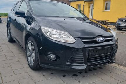 Ford Focus 129.000 km 5.890 &euro; Erftstadt 50374