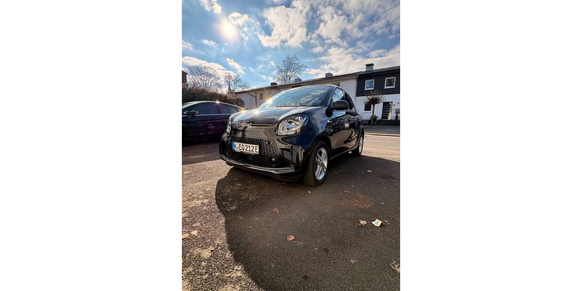 Smart ForFour 21.800 km 9.400 &euro; Köln 51145
