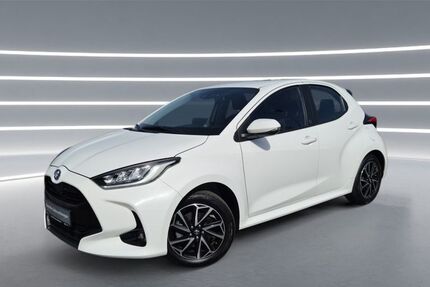 Toyota Yaris 14.105 km 20.990 &euro; Rheinbach 53359