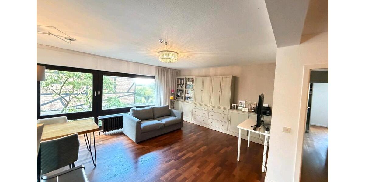 Etagenwohnung Bornheim - 3 Zimmer, 100 m&sup2;, 1.290&euro; | Angebot:26650124