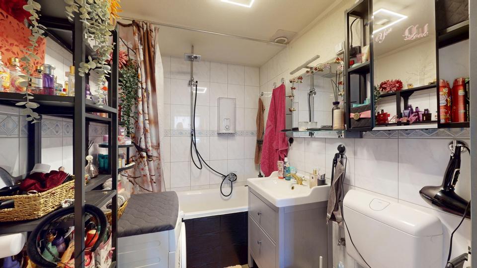 Dachgeschoßwohnung Brühl - 2 Zimmer, 51 m&sup2;, 470&euro; | Angebot:26679296