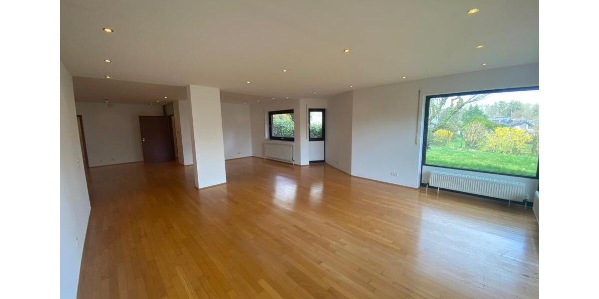 Erdgeschoßwohnung Bonn Bad Godesberg - 3 Zimmer, 151 m&sup2;, 2.280&euro; | Angebot:25807104