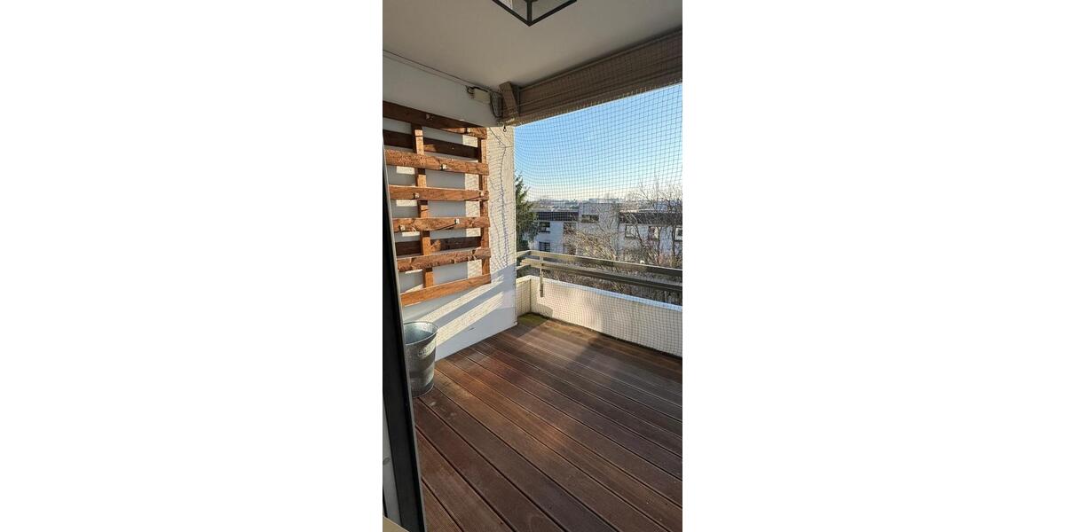 Etagenwohnung Köln Rodenkirchen - 3 Zimmer, 83 m&sup2;, 1.850&euro; | Angebot:25887333