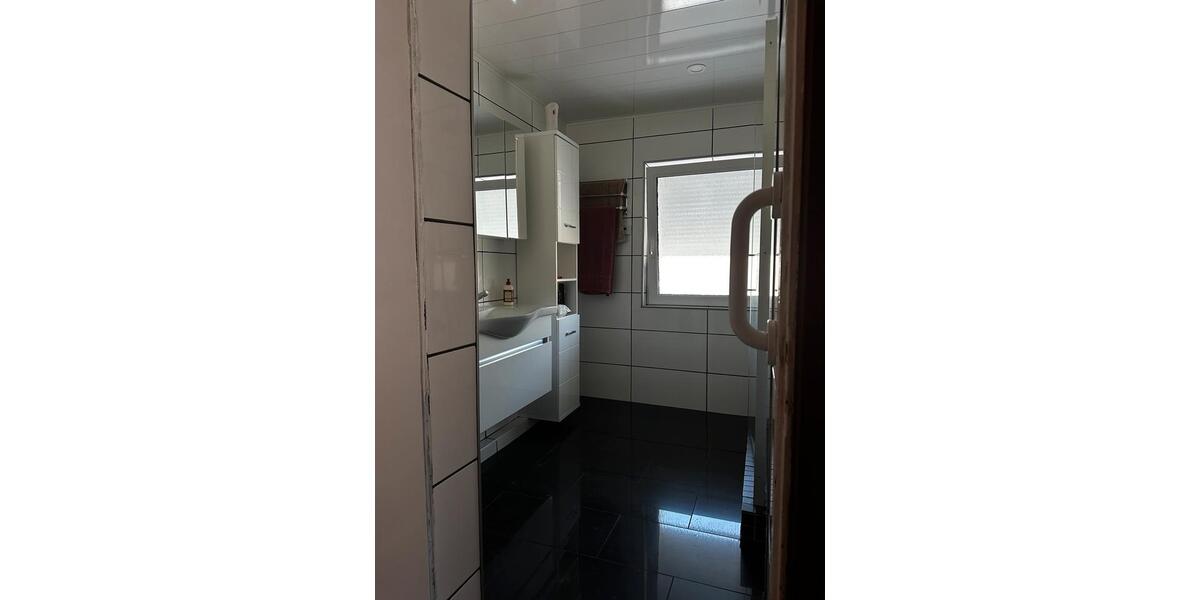 Einfamilienhaus Düren Distelrath - 8 Zimmer, 165 m&sup2;, 375.000&euro; | Angebot:26802943