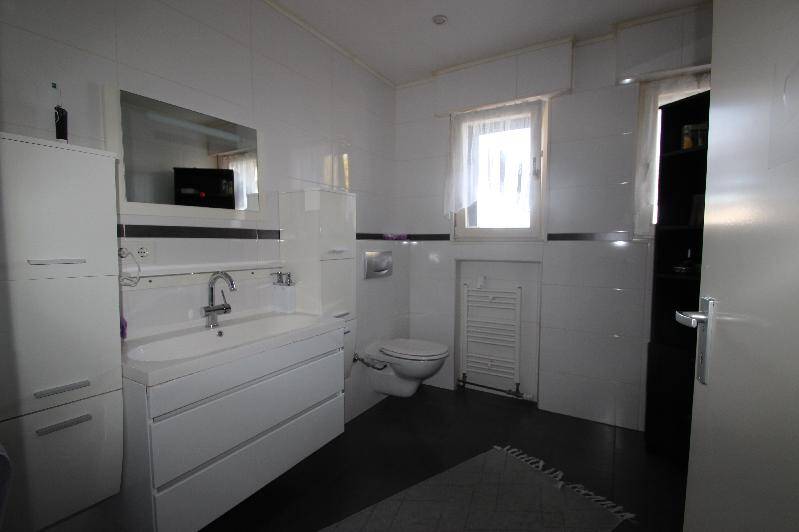 Einfamilienhaus Bonn Bad Godesberg - 5 Zimmer, 120 m&sup2;, 590.000&euro; | Angebot:25690100