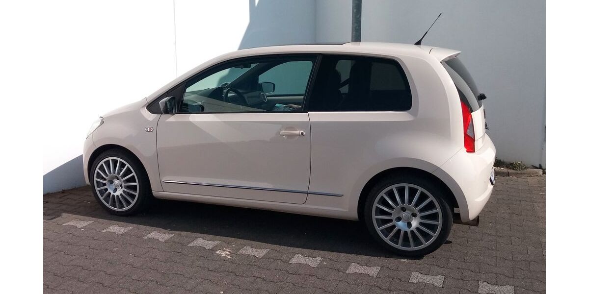 Seat Mii 84.000 km 10.990 &euro; Köln 50737