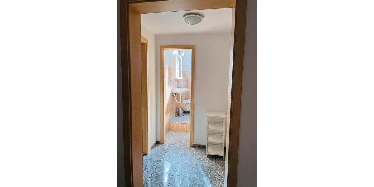 Etagenwohnung Alfter - 2 Zimmer, 80 m&sup2;, 800&euro; | Angebot:25756639