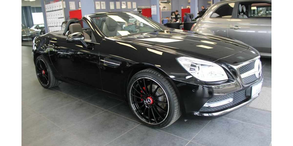 Mercedes-Benz SLK 200 83.438 km 15.980 &euro; Euskirchen 53881