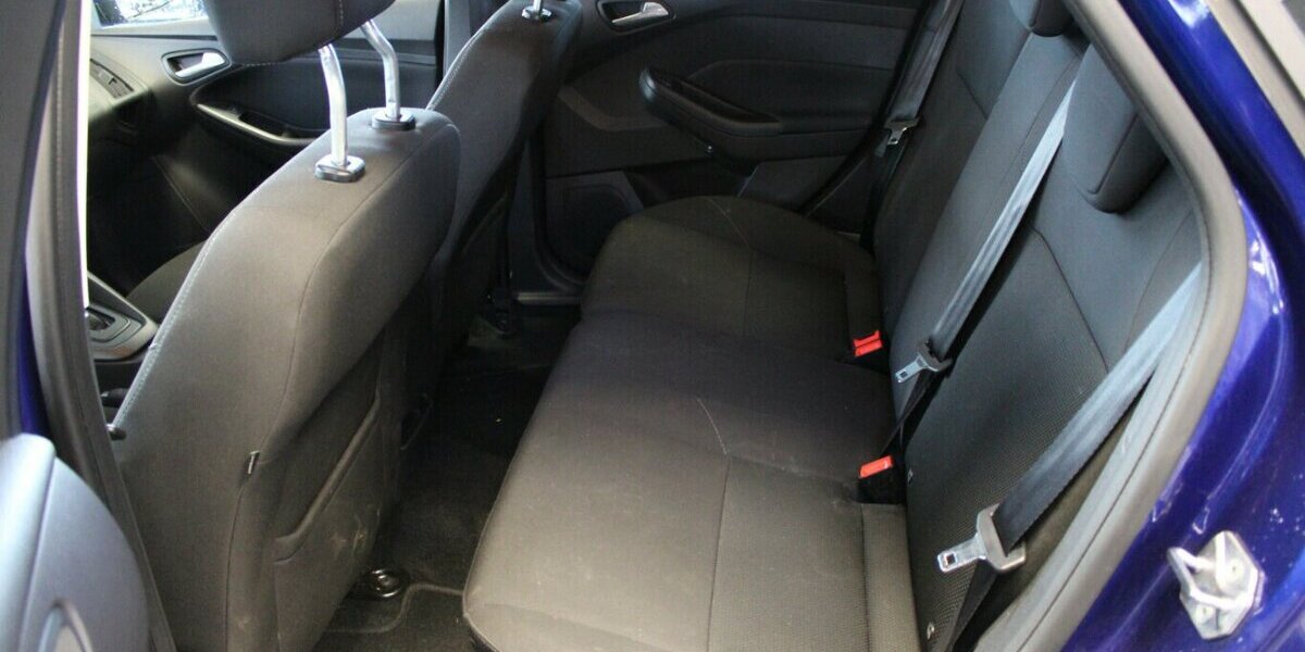 Ford Focus 1,5 TDCi DPF Automatik 113.461 km 10.980 &euro; Euskirchen 53881