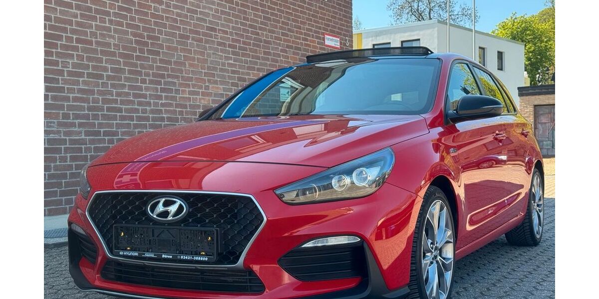 Hyundai i30 108.696 km 13.950 &euro; Düren 52349